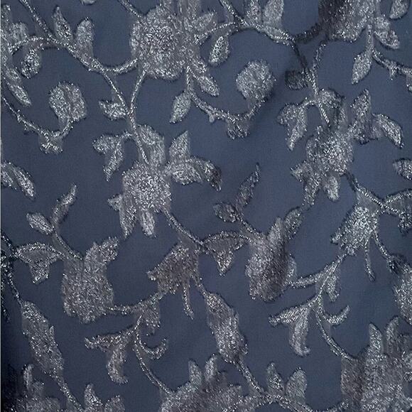 Connected Apparel Women’s Metallic Cocktail Capelet Navy Dress Size 6 NWT - Picture 4 of 8